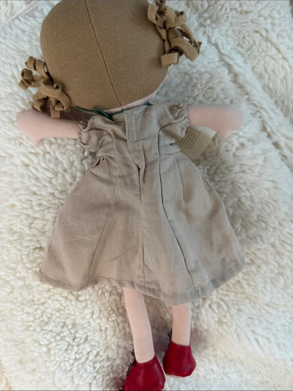 Hazel Village FERN Cloth Doll (xMon Petit Shoes) - Picture 4 of 6
